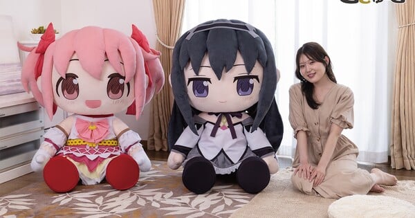 Madoka Magica Film Gets 40-Inch Plush Collaboration