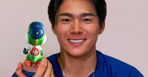 Dodgers' Yamamoto Gets Special Yoshi Bobblehead for Fans