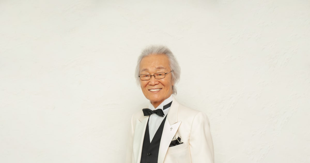 Legendary Japanese Singer Sugawara Yoichi Dies at 92