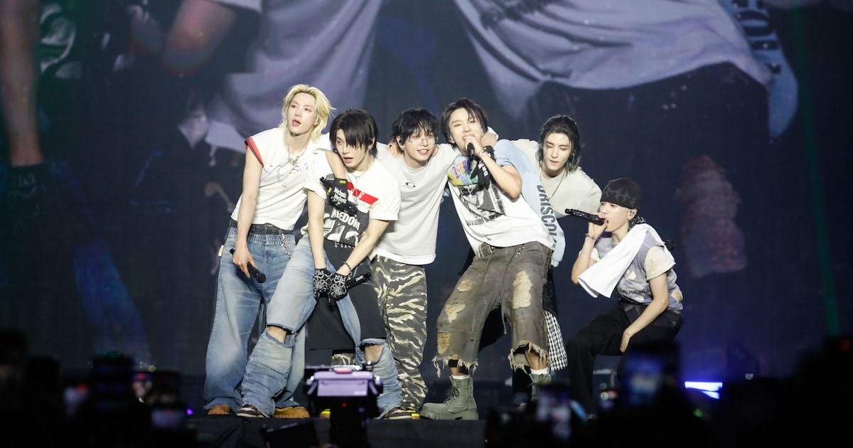 30 Artists Take the Stage at 2026 Weverse Con Festival in Seoul