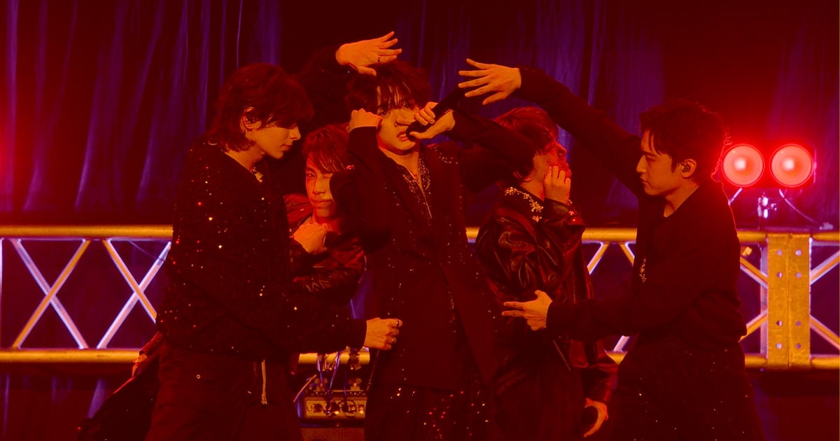 STARGLOW Releases Live Performance Video for 'Blast Off'