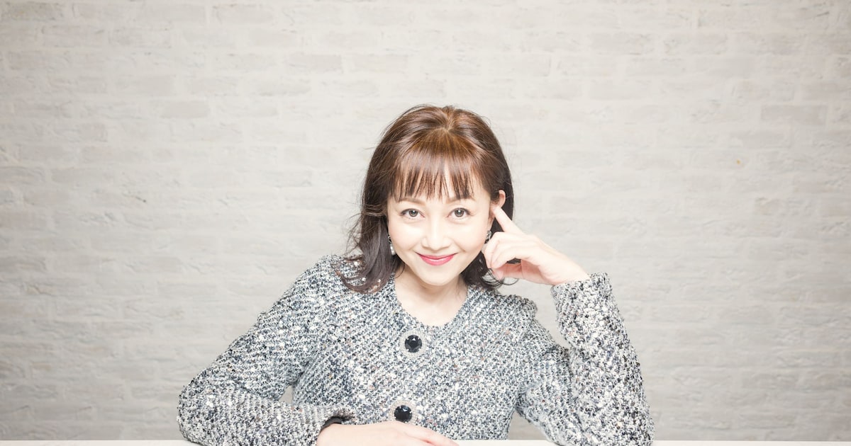 Asaka Yui Marks 40 Years With First Photo Book in 32 Years