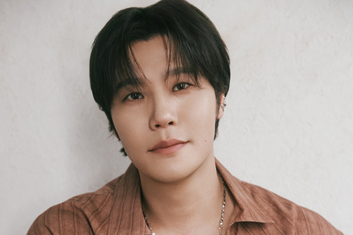 Lee Hyun Renews Contract With BIGHIT MUSIC After 19 Years