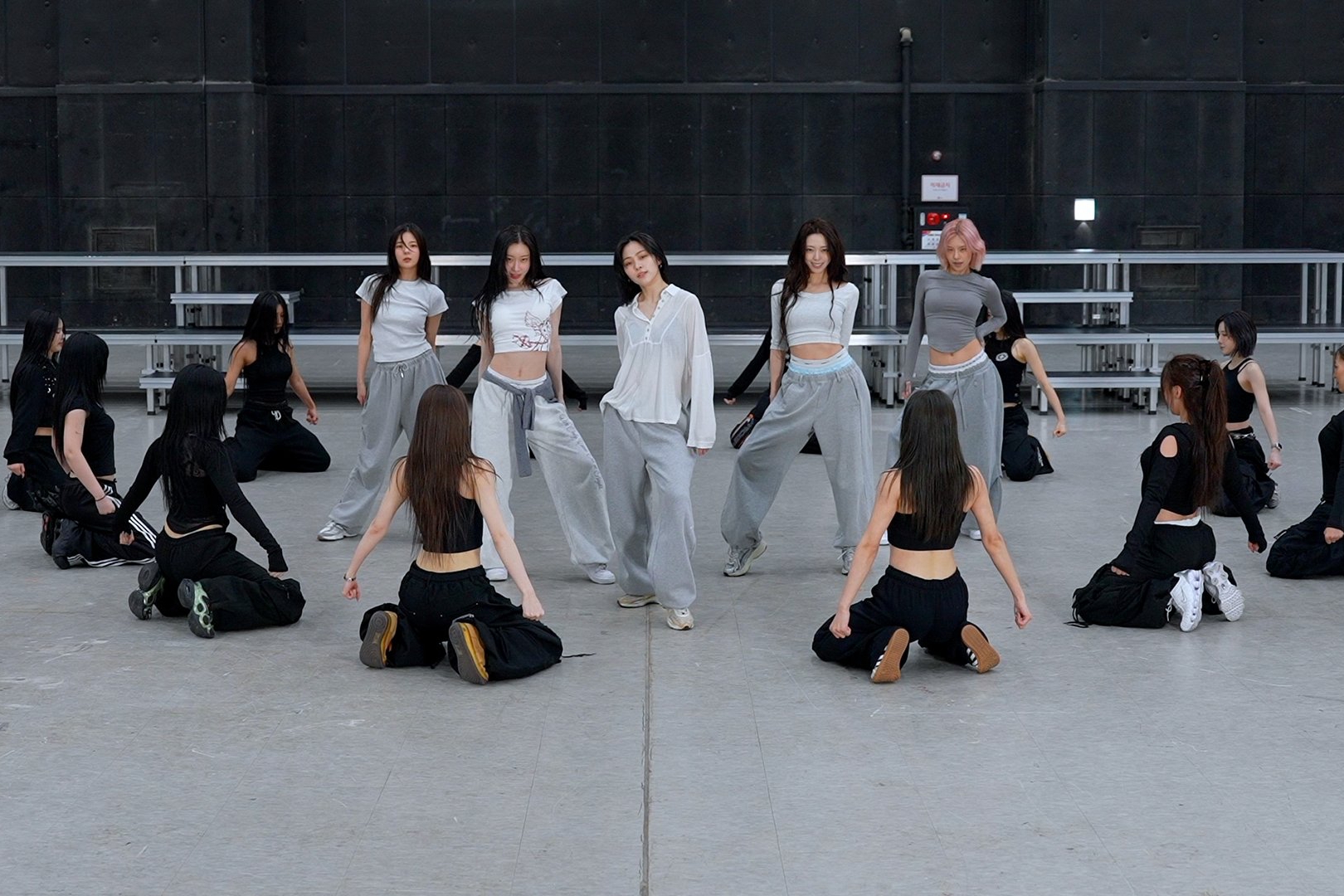 ITZY's 'THAT'S A NO NO' Dance Practice Hits #1 on YouTube Trending