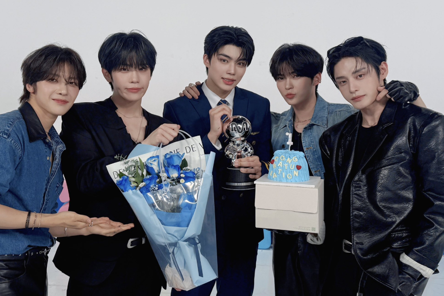ZEROBASEONE Scores 2nd Win for 'TOP 5' on M Countdown