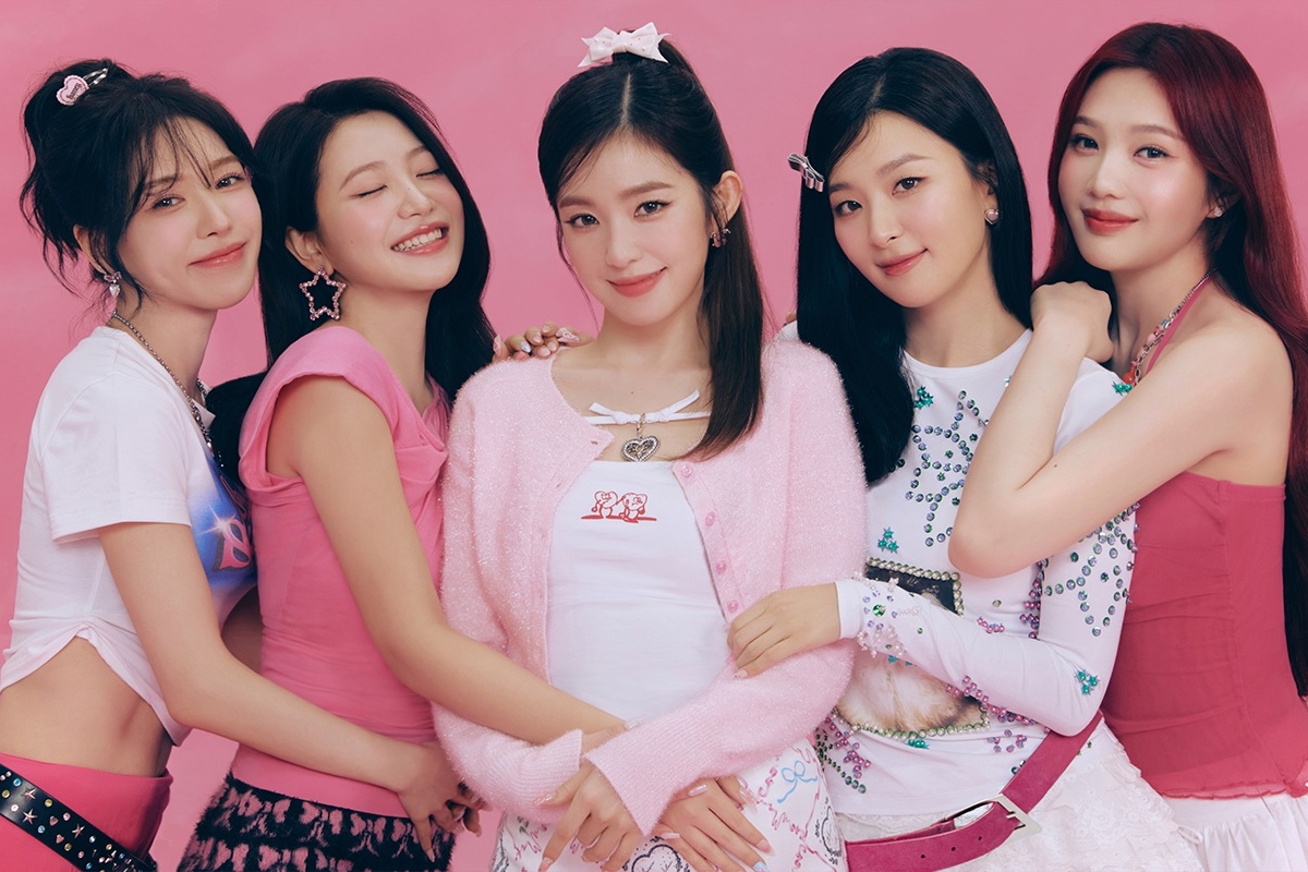 Red Velvet Announces August Comeback With 'Velvet Summer' Mini Album