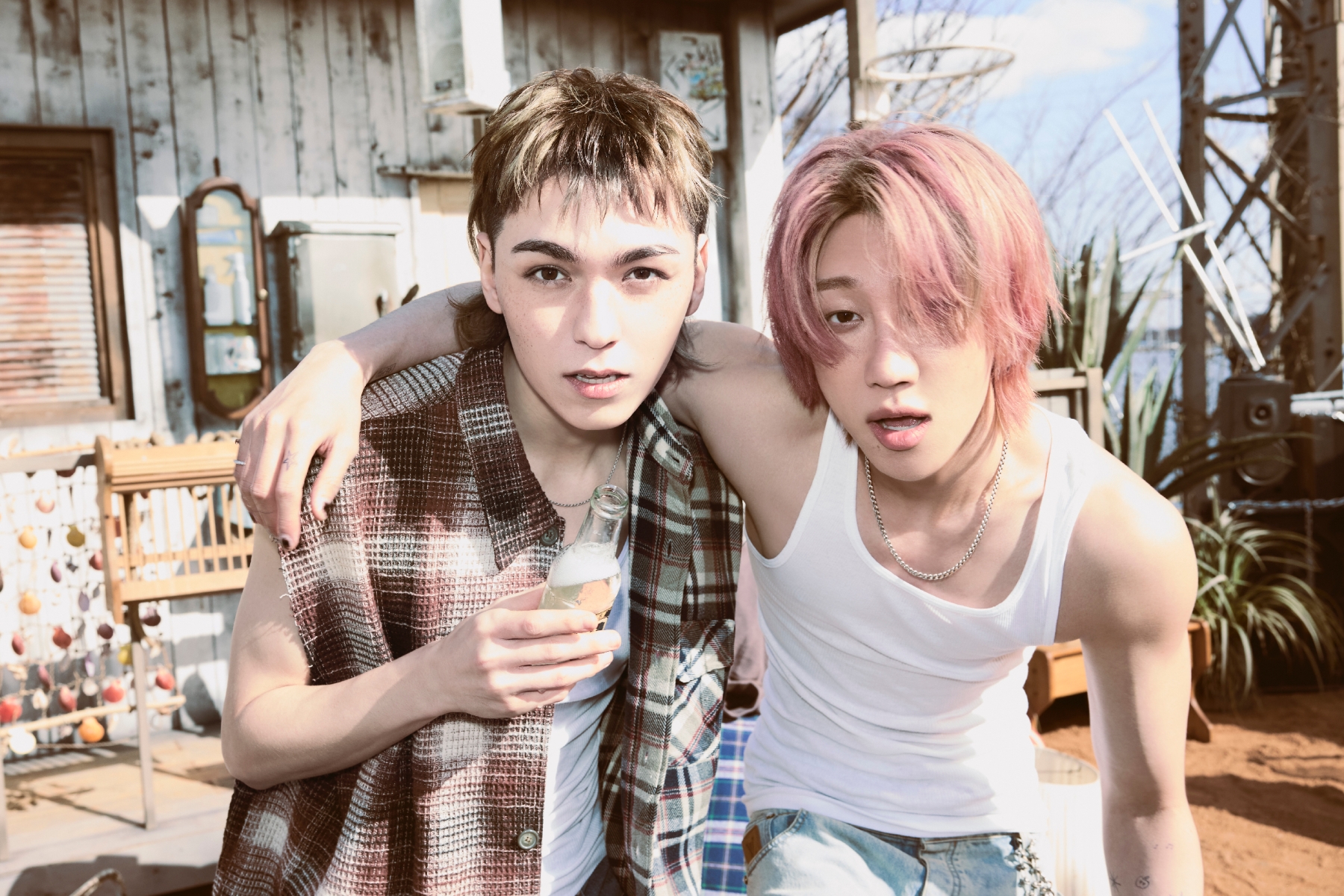 SEVENTEEN's V8 Unit Debuts on Billboard 200