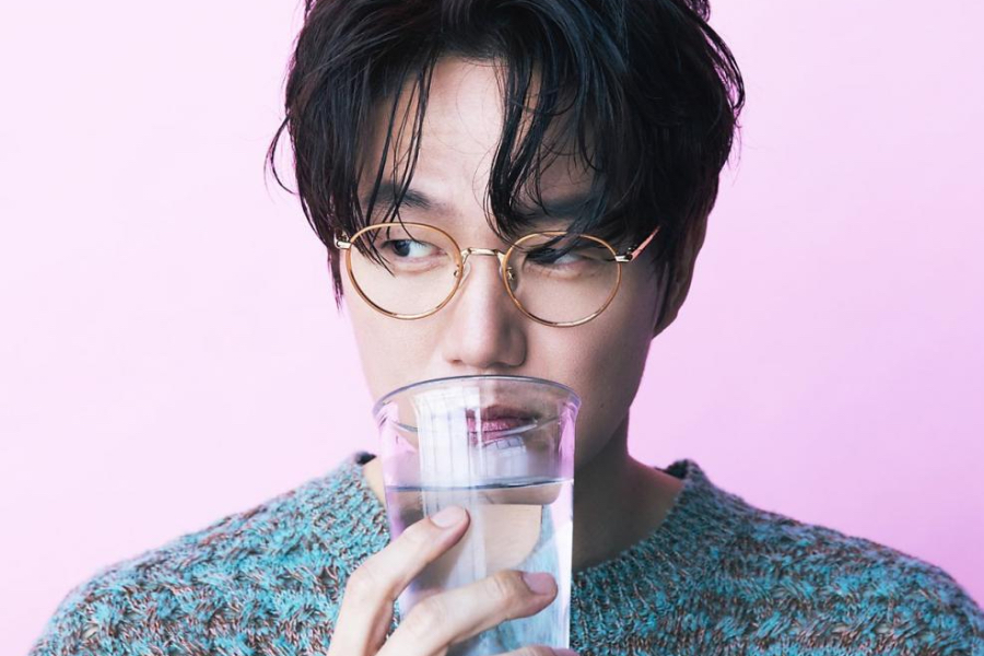Sung Si Kyung Named New Host of KBS's 'The Seasons'