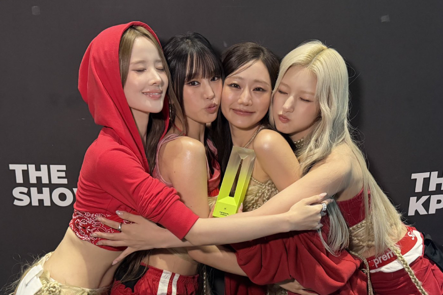 KISS OF LIFE Scores First Music Show Win With 'SWEAT'