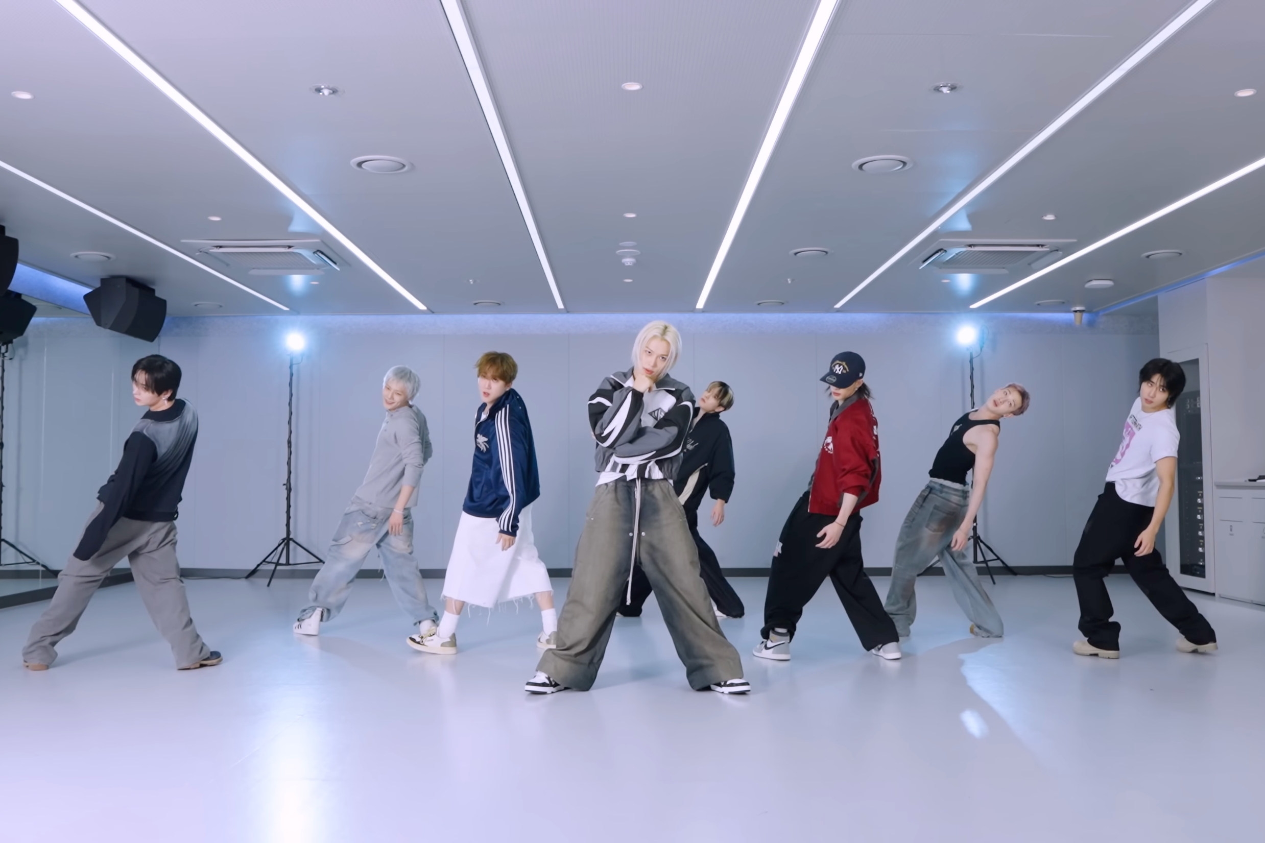 Stray Kids Unveils 'This & That' Dance Practice Video