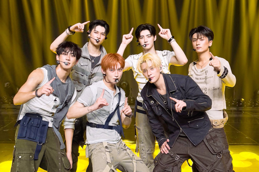ENHYPEN Extends 'Bloody Paradise' Win Streak to 6 on M Countdown