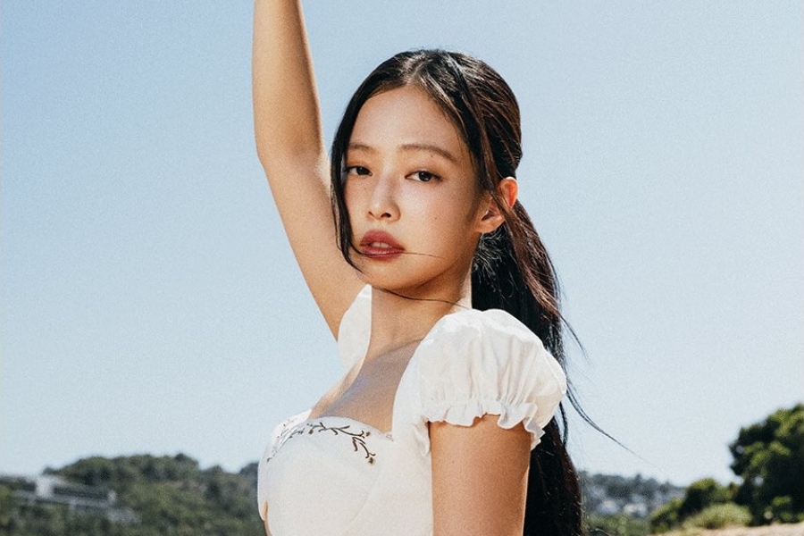 Jennie's 'Less than a Lover' Debuts at No. 1 on iTunes Worldwide