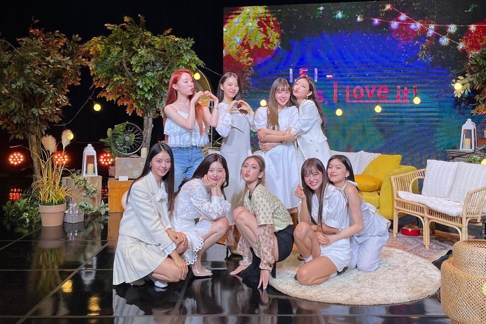 I.O.I Announces 10th Anniversary Comeback and 'LOOP' Tour Dates