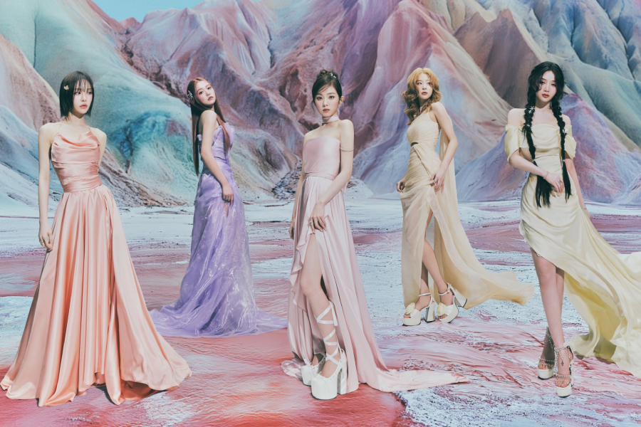 Red Velvet Plans Fan-Con to Celebrate August Comeback
