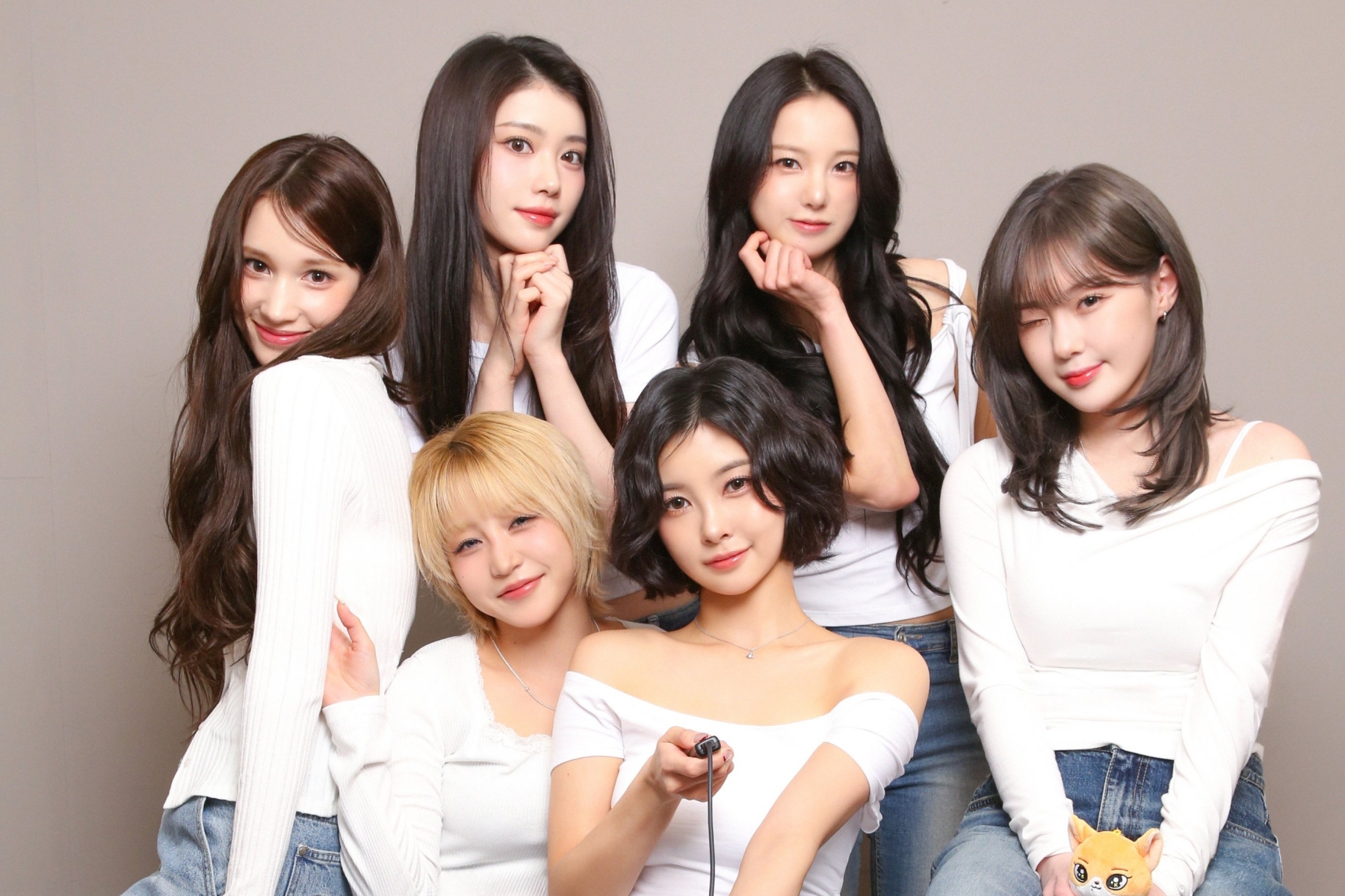 Kep1er Sets March 31 Comeback Date With Eighth Mini Album 'CRACK CODE'