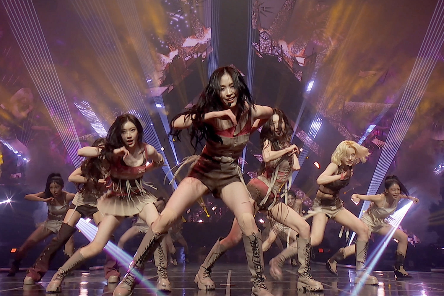 ITZY To Finally Perform Viral Hit "THAT'S A NO NO" On Music Show