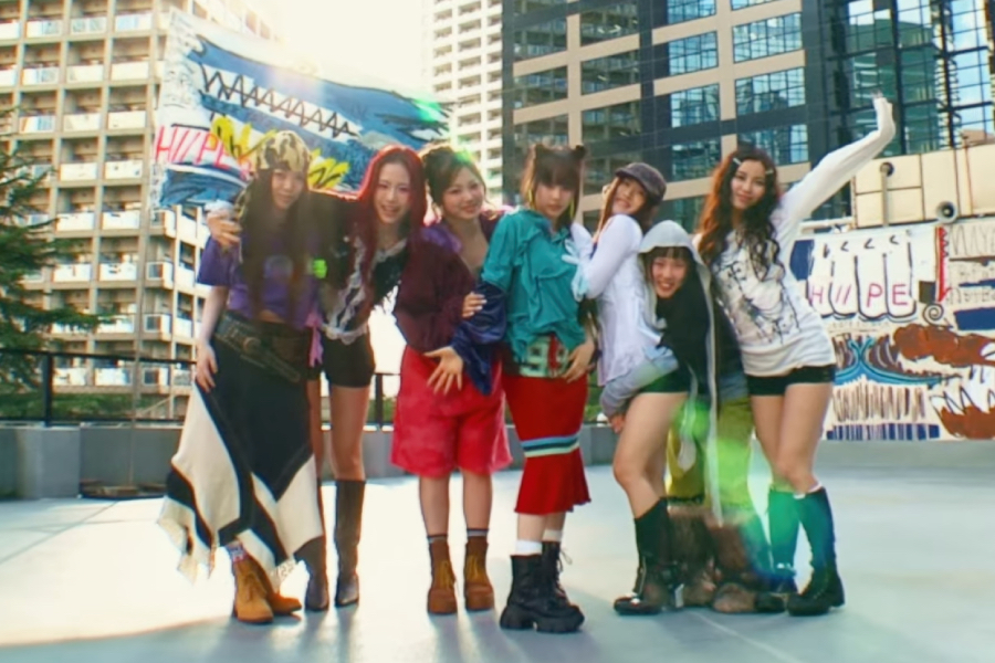 H//PE Princess Makes Emotional K-pop Debut With 'One day' MV