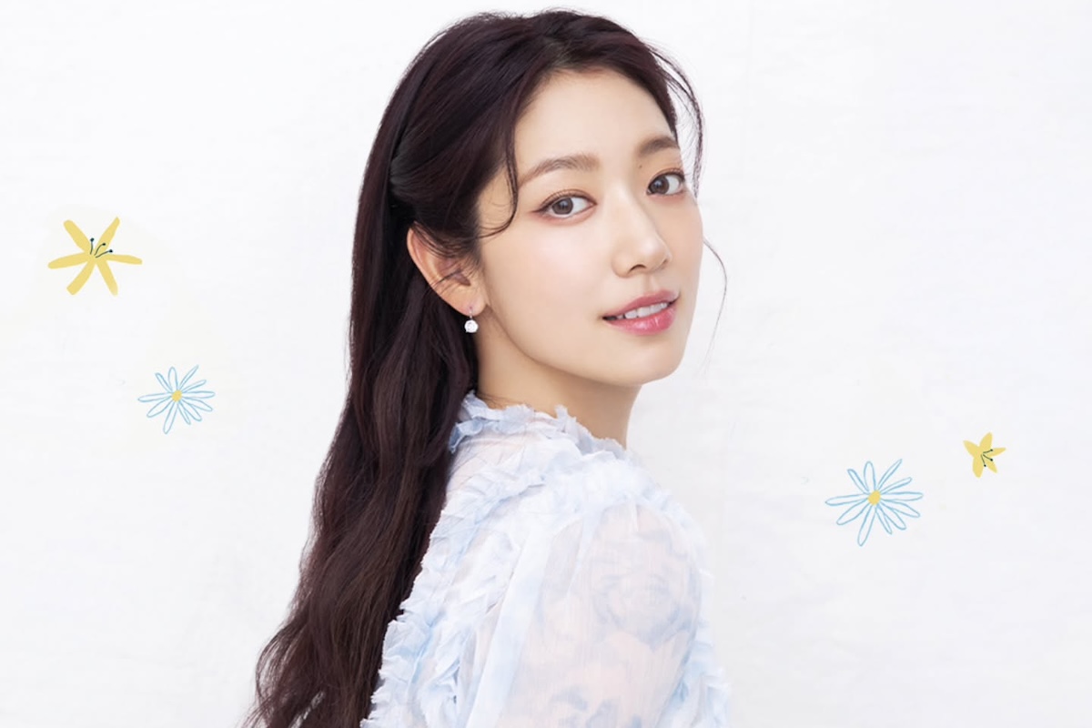 Park Shin Hye Donates 100 Million Won to Single-Parent Families